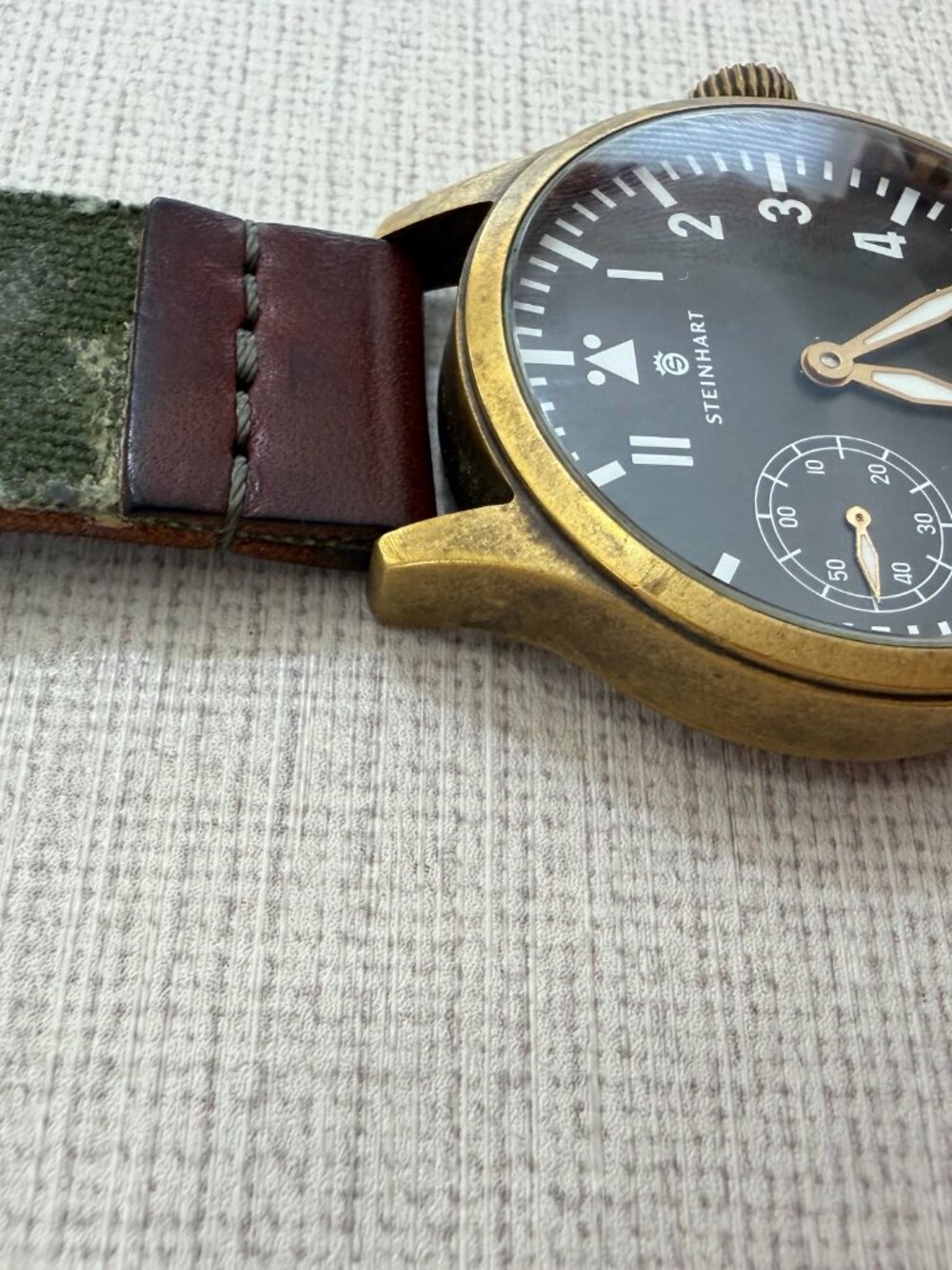STEINHART Pilot Nav B-Uhr MANUAL WIND ETA 6497 Stainless Steel 44mm Bronze Watch - Picture 3 of 11